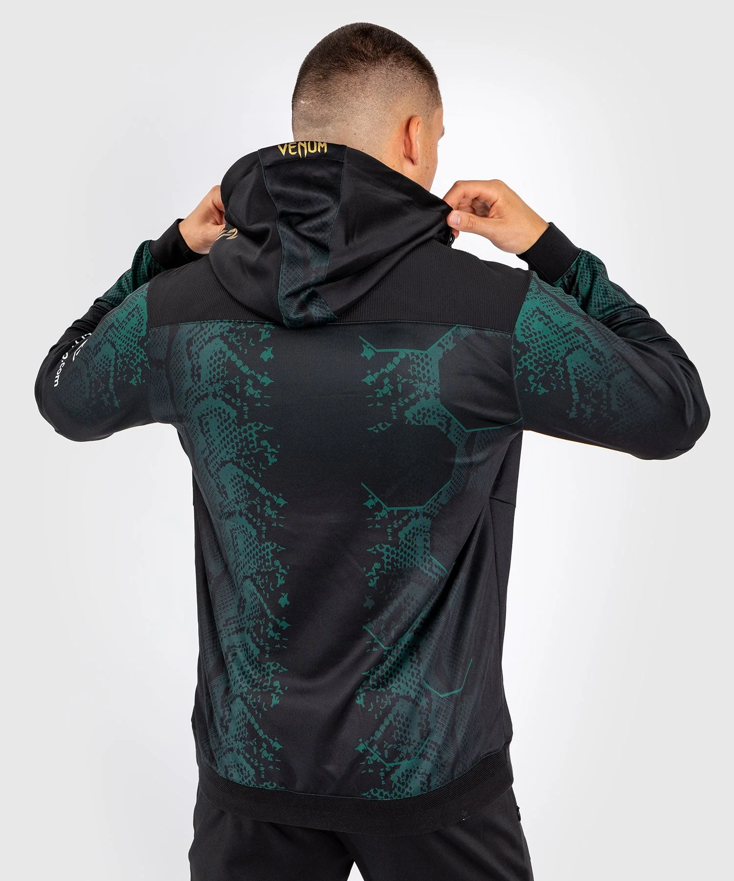Veste à capuche pour Hommes UFC Adrenaline by Venum Authentic Fight Night - Emerald Edition - Vert/Noir/Or - Image 9