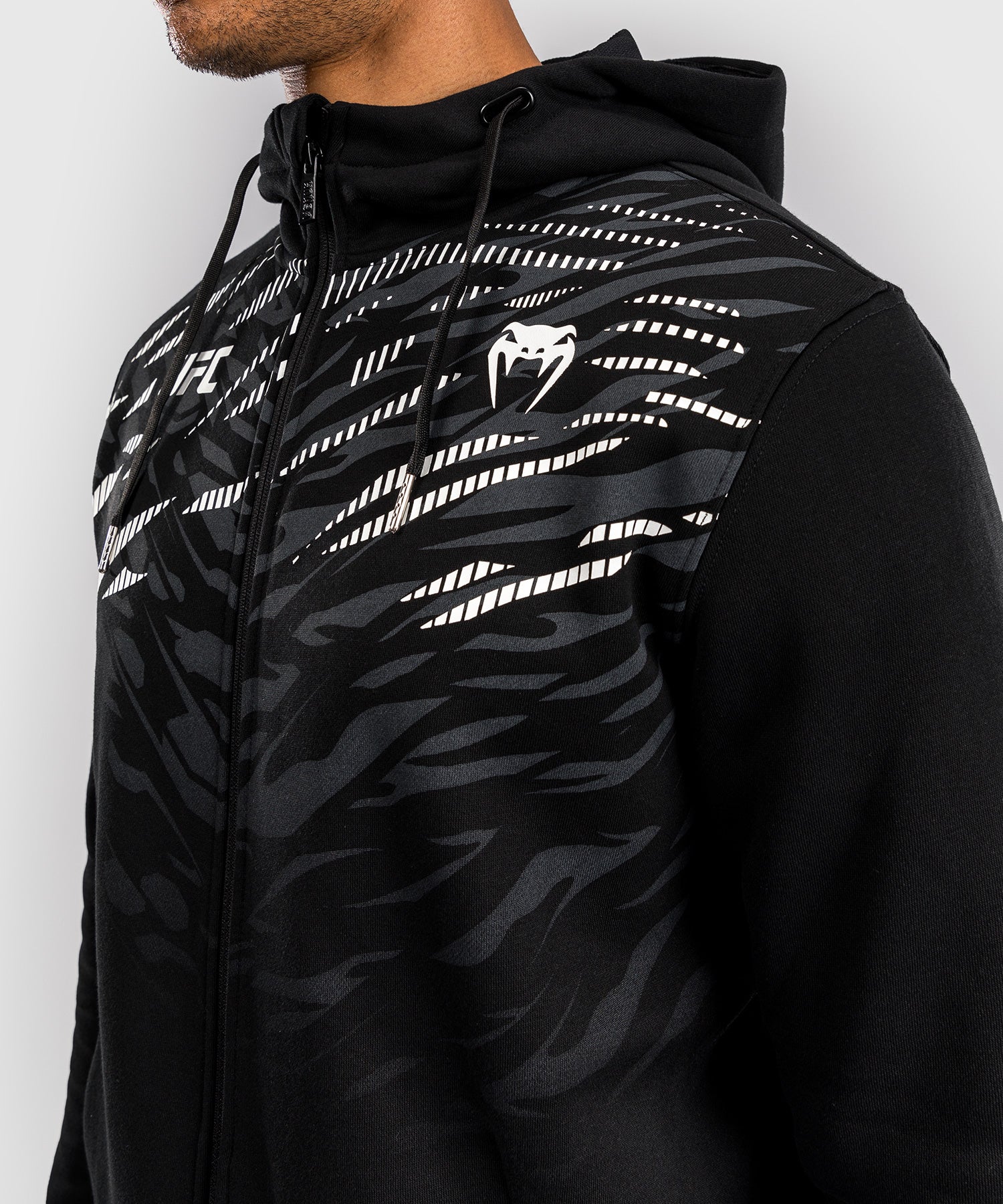 Veste à Capuche Zippé pour Hommes UFC Fusion by Venum Replica - Noir - Image 6