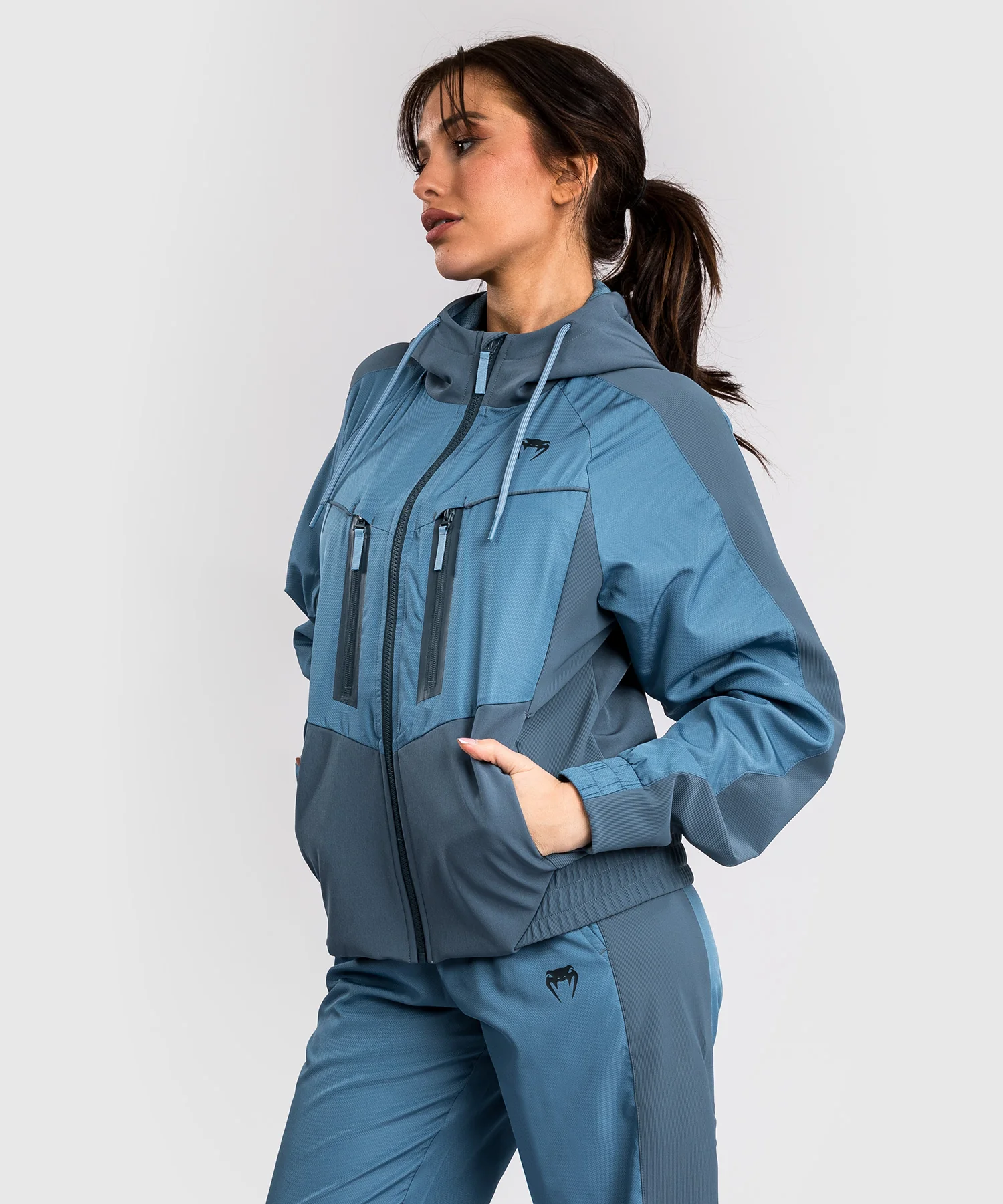 Vestes de survêtement Venum Femmes Laser 3.0 - Bleu - Image 2